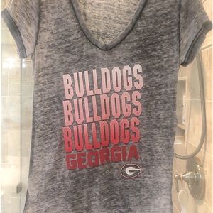 UGA Women’s V-neck tee